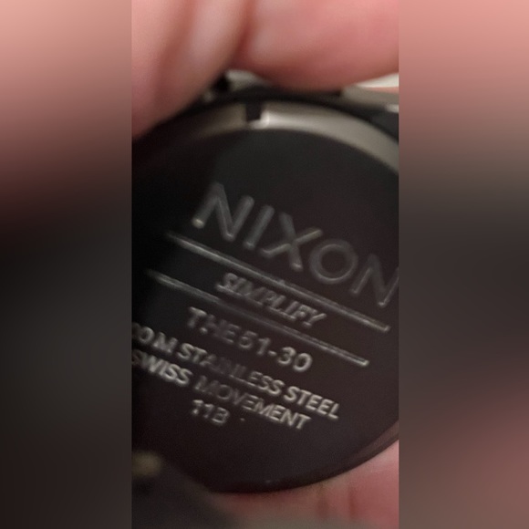Men’s Nixon watch - Picture 5 of 5